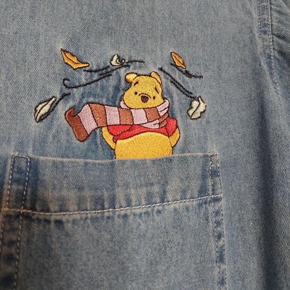 Rare Vtg. Disney Denim Button Up Winnie The Pooh Long Sleeve Shirt SZ 26/28 - Picture 2 of 15